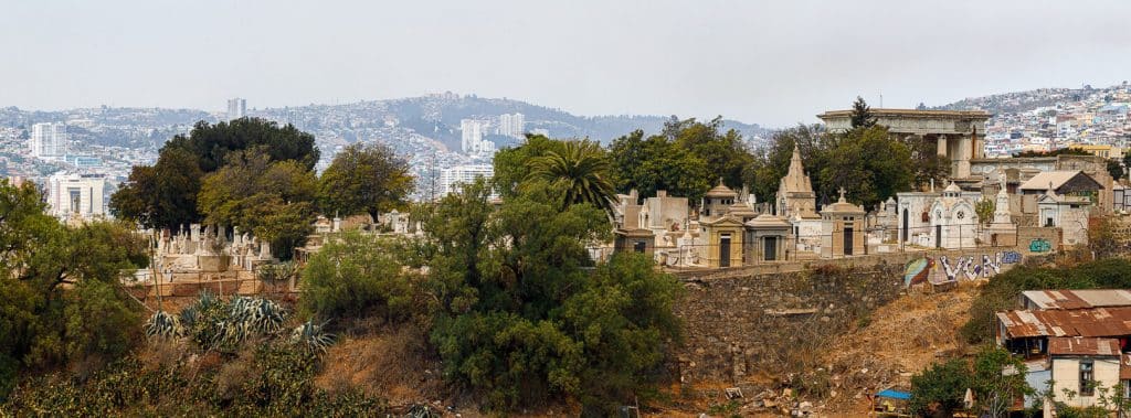 Cimetière en haut d'un cerro