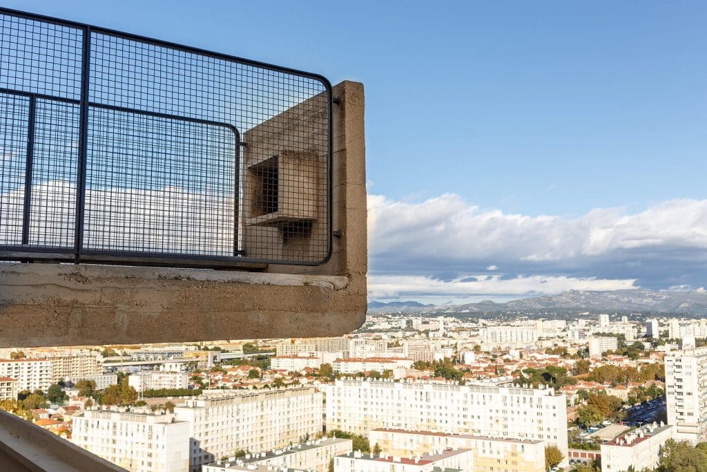 cite radieuse marseille lecorbusier m3 9911
