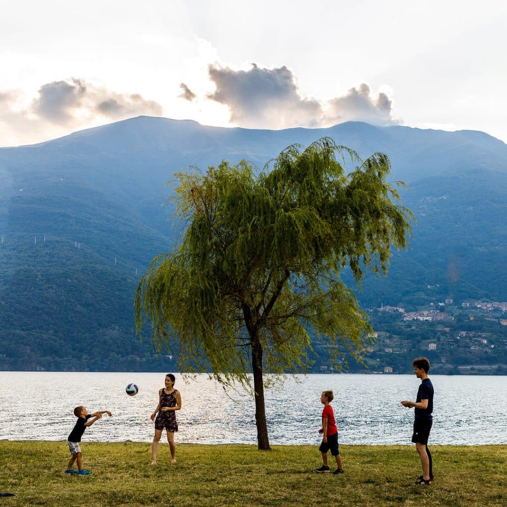 Galerie « Les berges du Lac de Côme »