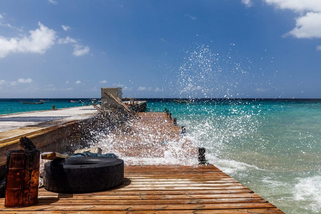 martinique the deck 03 m4 8454