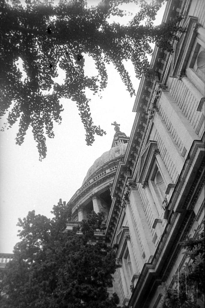 Cathédrale Saint Paul vue d'en bas