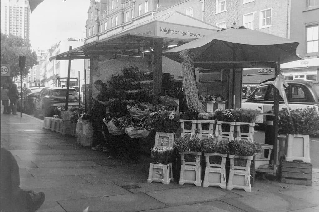 Boutique de fleur dans les rues de Londres